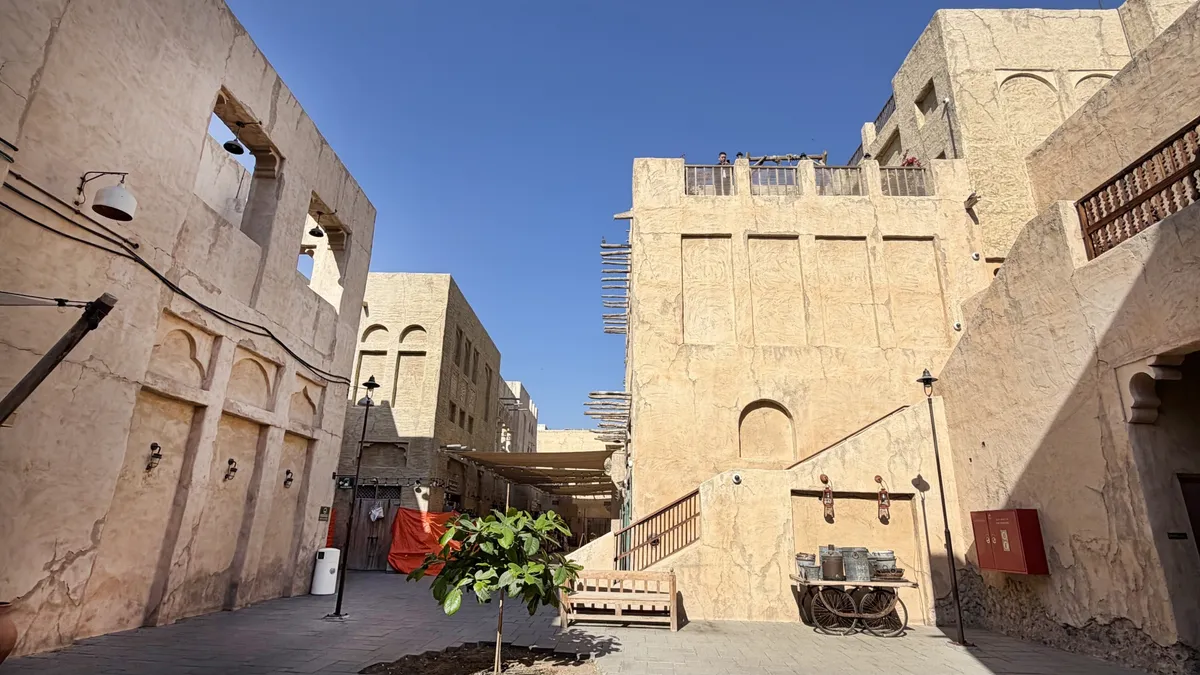 ドバイ旧市街の伝統建築