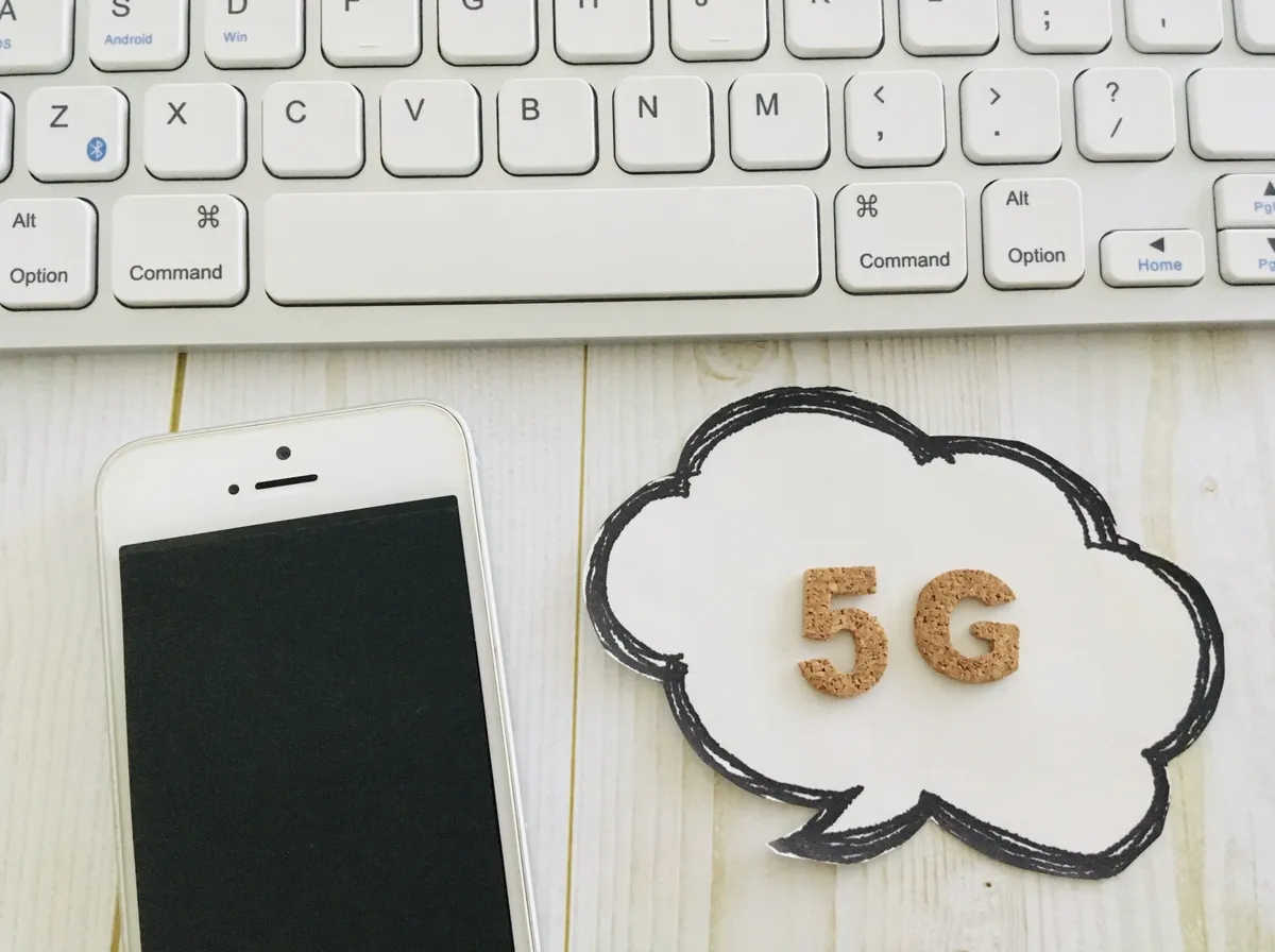 5Gとスマホとキーボード